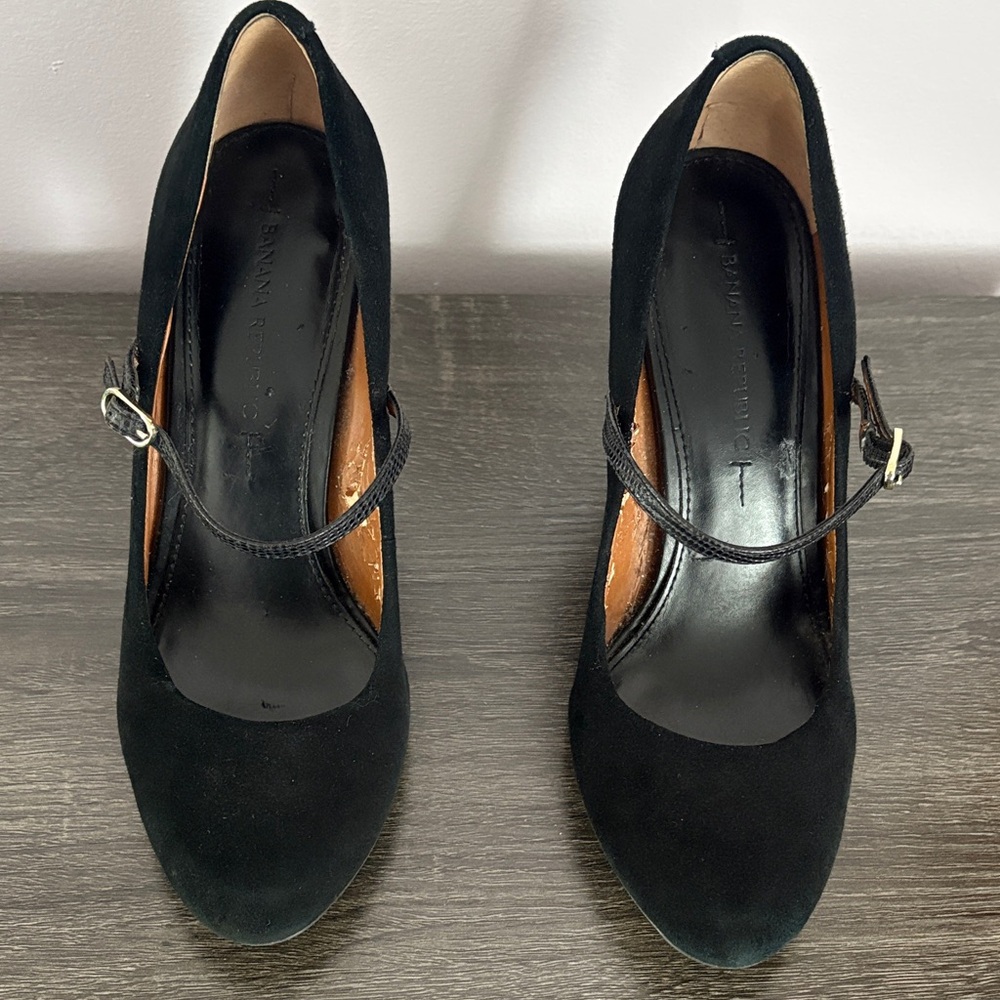 Banana Republic Black Heels